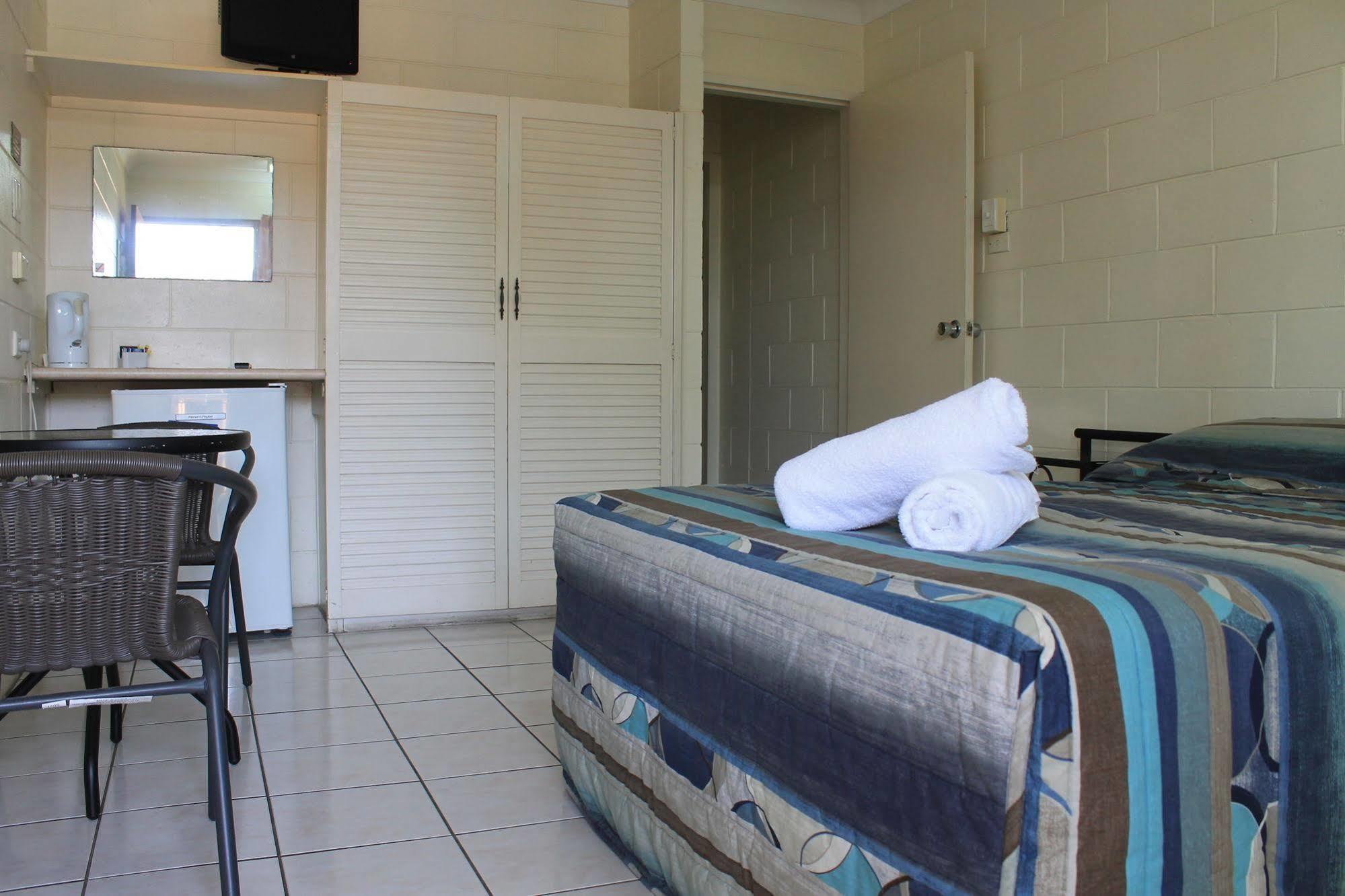 Oasis Inn Apartments Cairns Kültér fotó