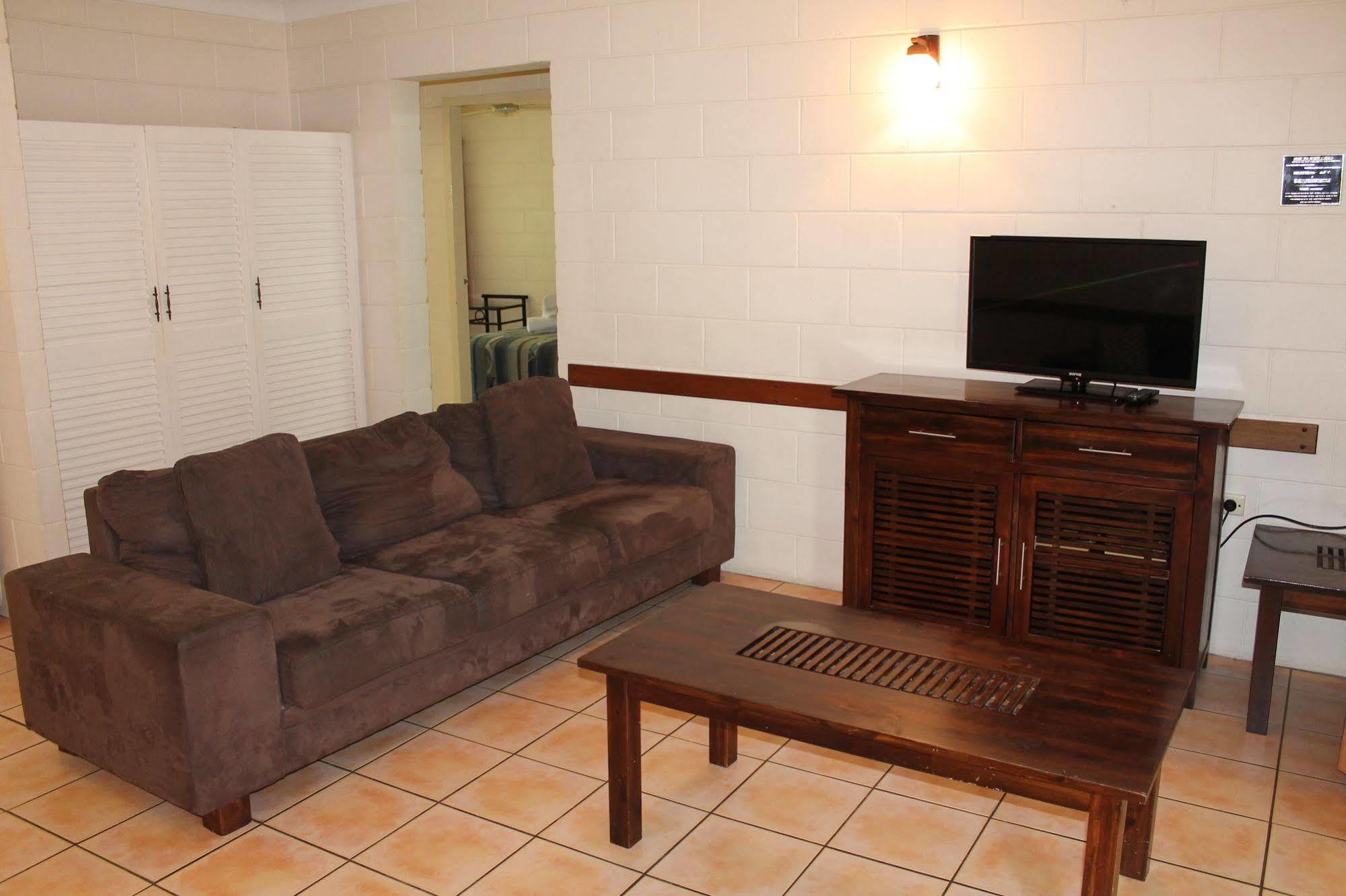 Oasis Inn Apartments Cairns Kültér fotó